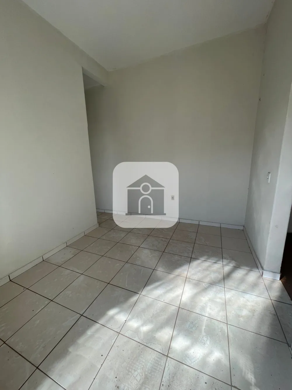 Alugar Casa / Padr&atilde;o em Araguari R$ 900,00 - Foto 3
