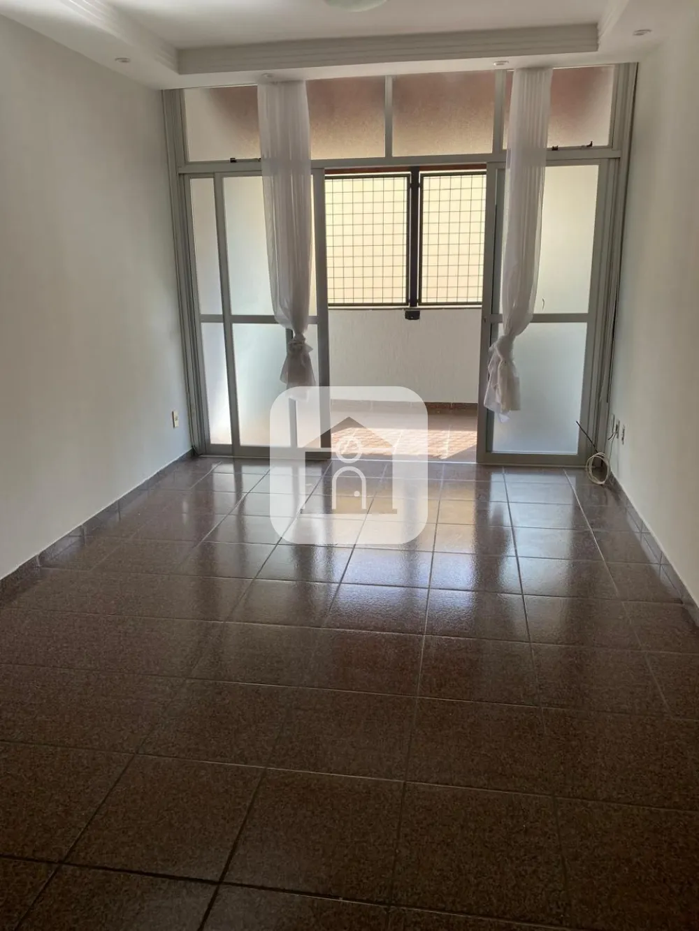 Alugar Apartamento / Sobrado em Uberl&acirc;ndia R$ 2.700,00 - Foto 14