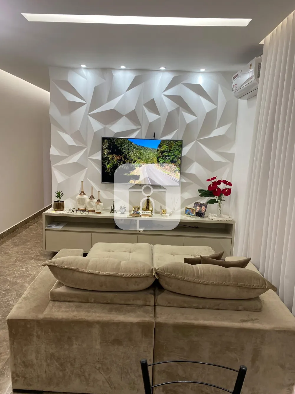 Comprar Apartamento / Padr&atilde;o em Uberl&acirc;ndia R$ 290.000,00 - Foto 2