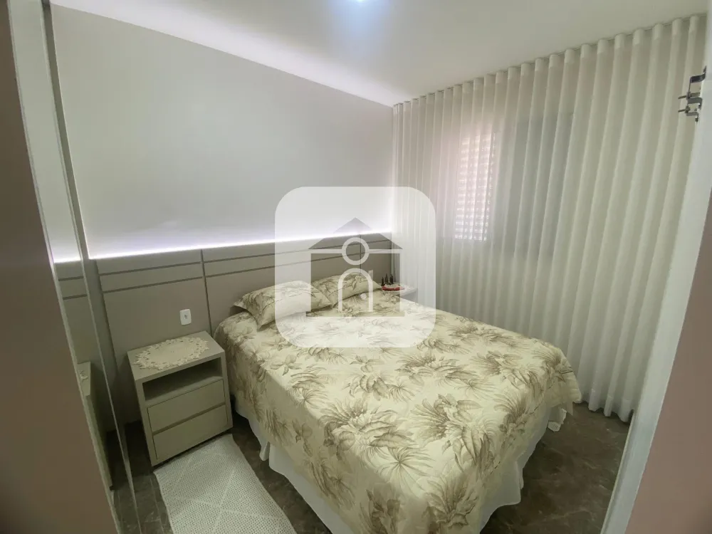 Comprar Apartamento / Padr&atilde;o em Uberl&acirc;ndia R$ 290.000,00 - Foto 4