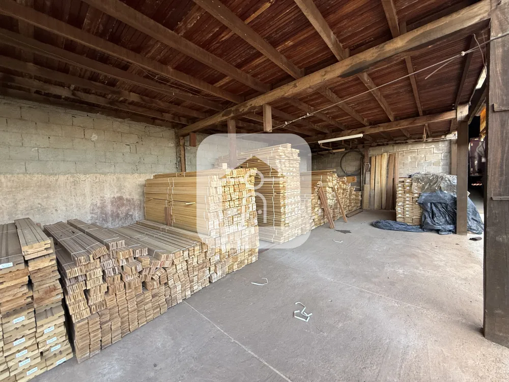 Alugar Comercial / Barrac&atilde;o em Uberl&acirc;ndia R$ 15.000,00 - Foto 13