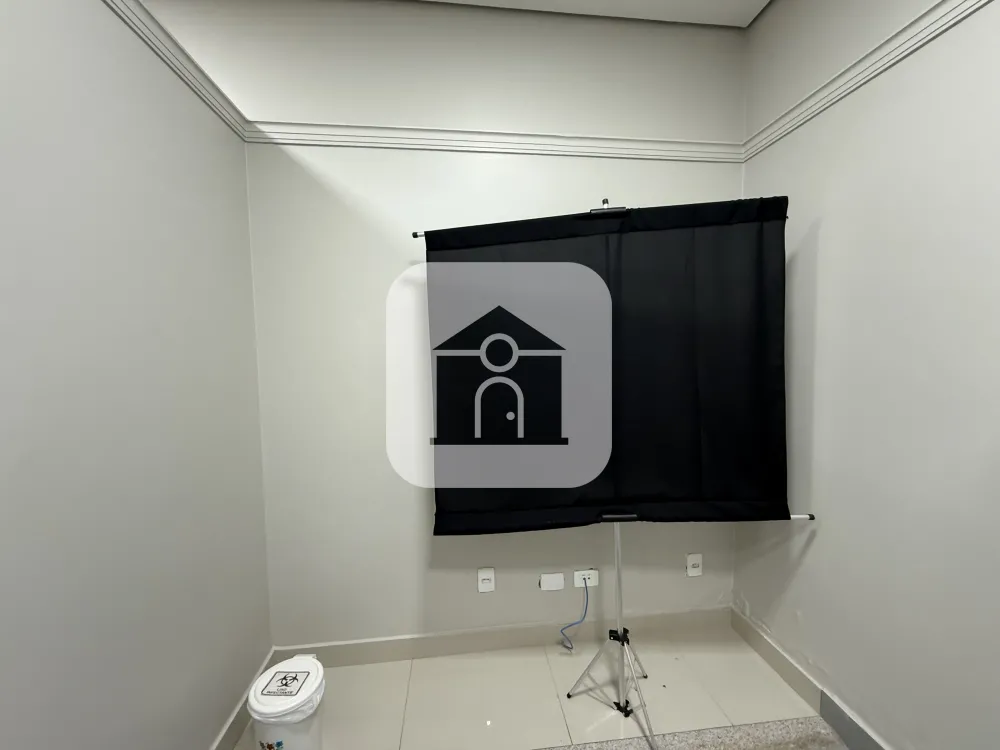 Alugar Comercial / Sala Comercial Condom&iacute;nio em Uberl&acirc;ndia R$ 1.700,00 - Foto 4