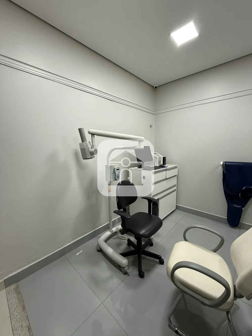 Alugar Comercial / Sala Comercial Condom&iacute;nio em Uberl&acirc;ndia R$ 1.700,00 - Foto 6