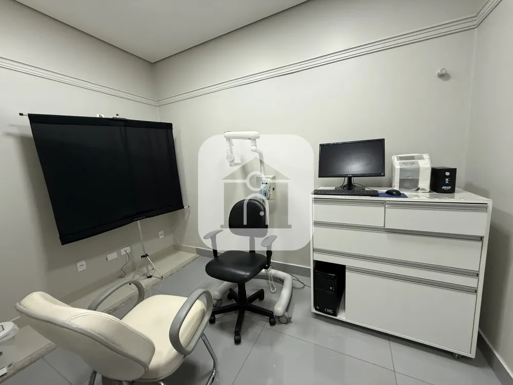 Alugar Comercial / Sala Comercial Condom&iacute;nio em Uberl&acirc;ndia R$ 1.700,00 - Foto 14