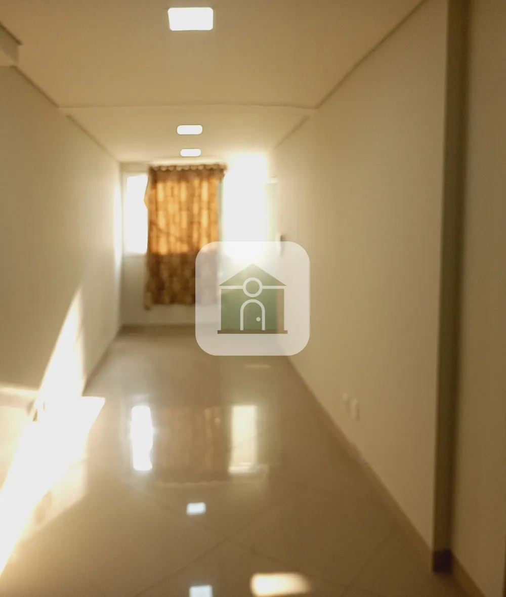 Alugar Comercial / Sala Comercial em Uberl&acirc;ndia R$ 1.100,00 - Foto 2