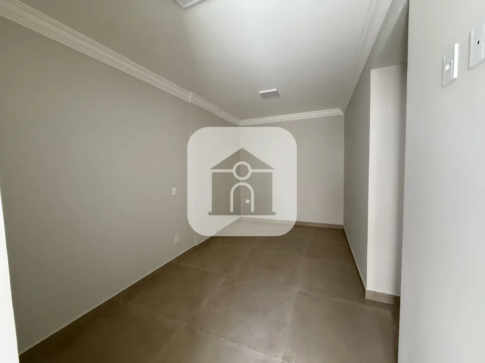 Alugar Apartamento / Padr&atilde;o em Uberl&acirc;ndia R$ 1.900,00 - Foto 6