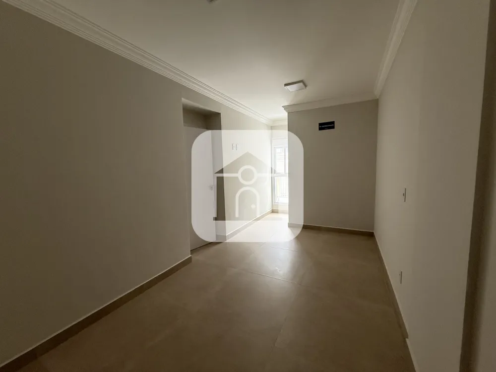 Alugar Apartamento / Padr&atilde;o em Uberl&acirc;ndia R$ 1.900,00 - Foto 19