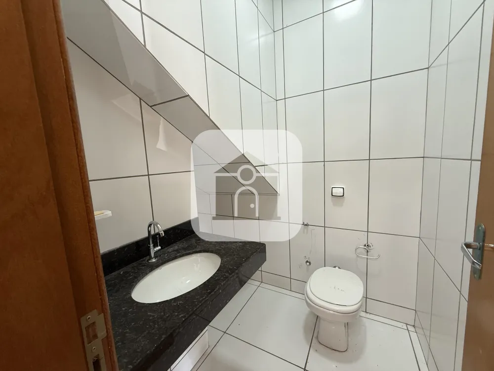 Alugar Comercial / Loja em Uberl&acirc;ndia R$ 1.900,00 - Foto 10