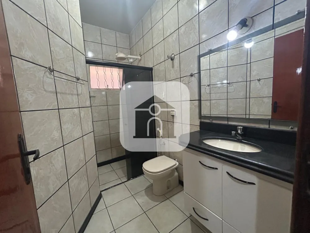 Alugar Casa / Padr&atilde;o em Uberl&acirc;ndia R$ 3.700,00 - Foto 16