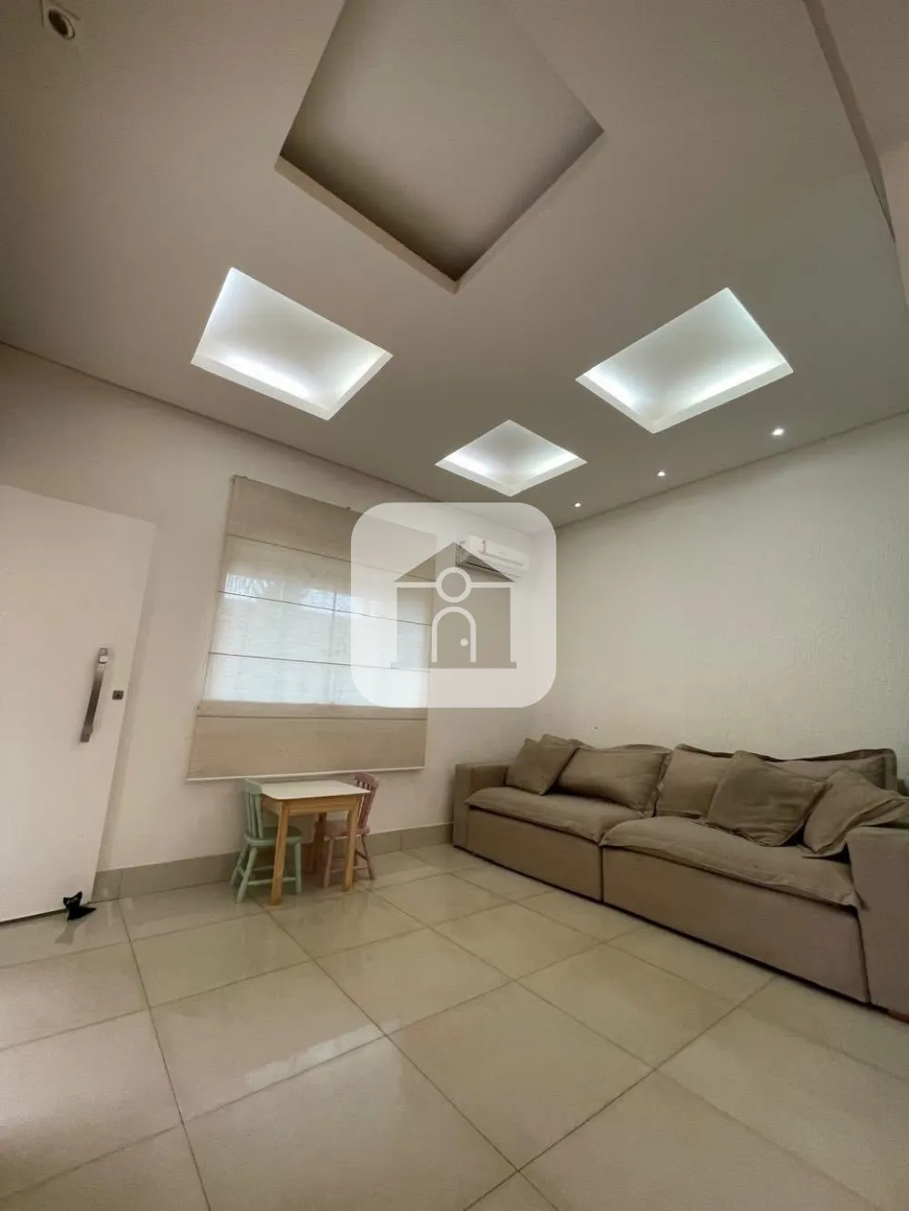 Comprar Casa / Padr&atilde;o em Uberl&acirc;ndia R$ 835.000,00 - Foto 2