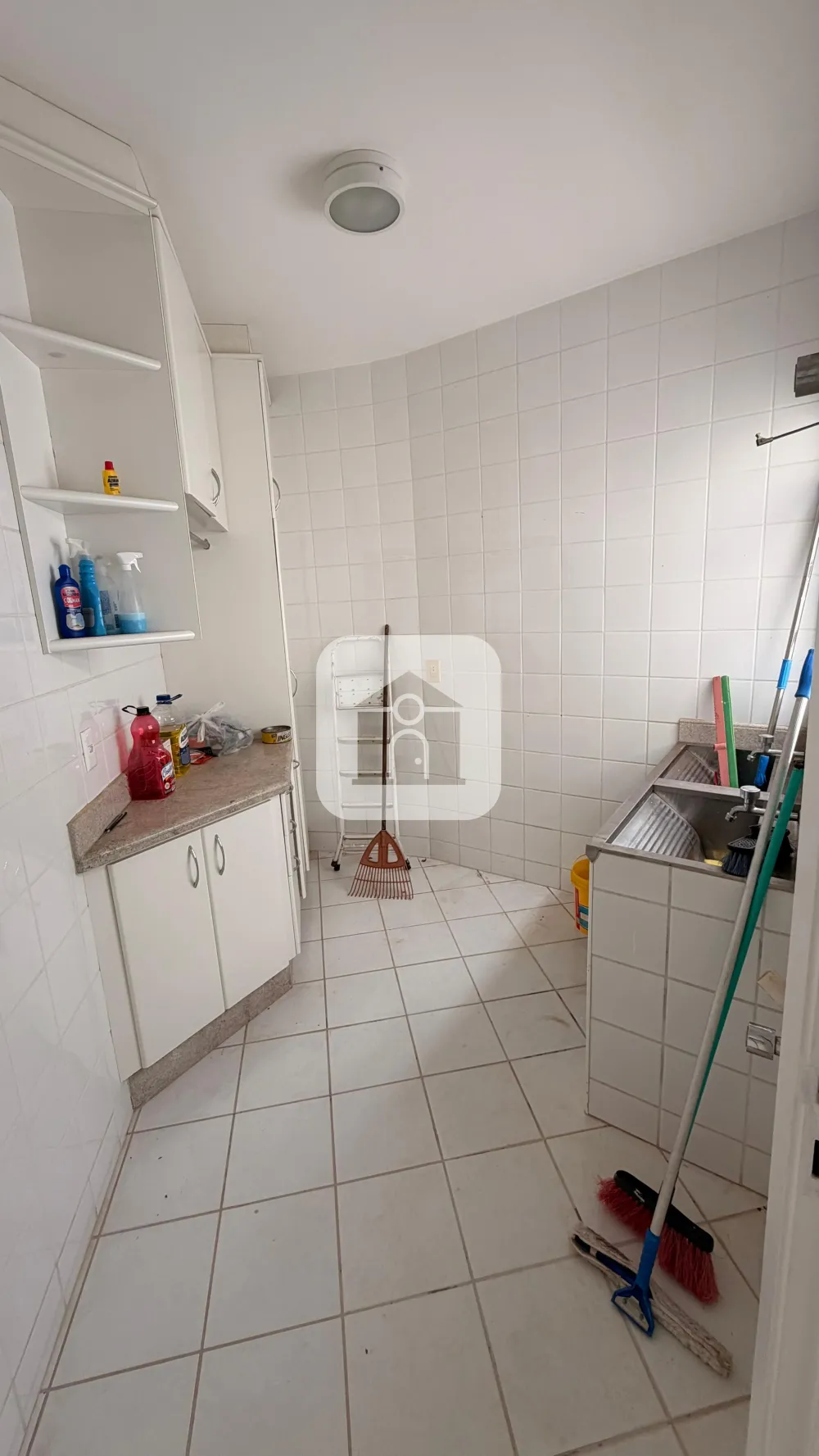 Alugar Casa / Padr&atilde;o em Uberl&acirc;ndia R$ 8.900,00 - Foto 17
