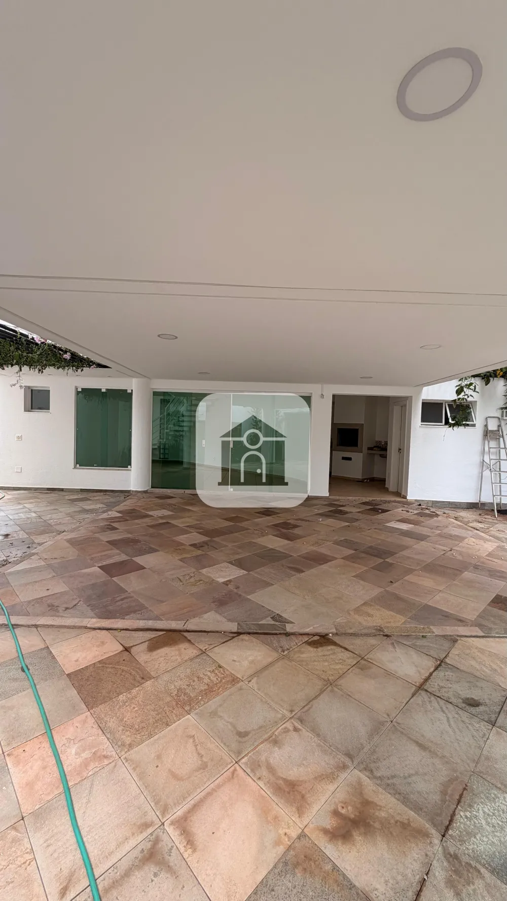 Alugar Casa / Padr&atilde;o em Uberl&acirc;ndia R$ 8.900,00 - Foto 36