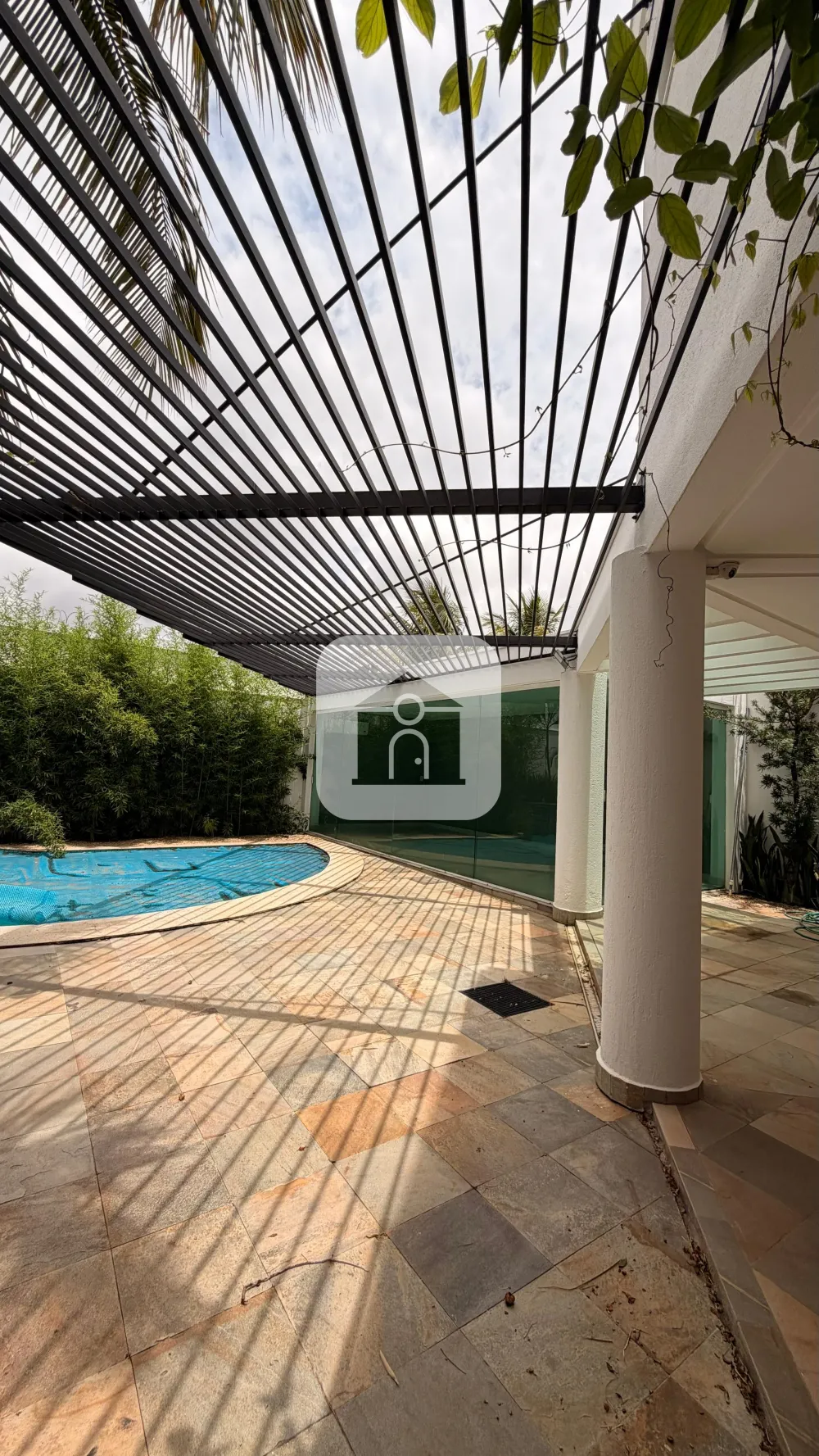 Alugar Casa / Padr&atilde;o em Uberl&acirc;ndia R$ 8.900,00 - Foto 41
