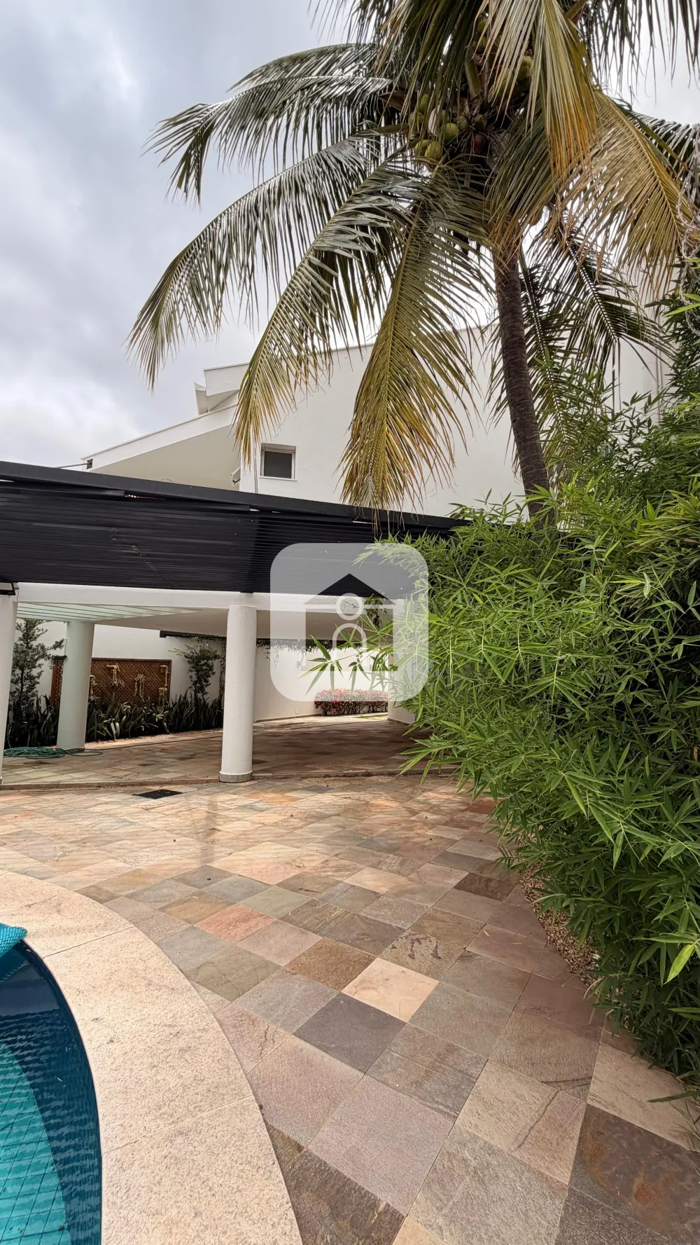 Alugar Casa / Padr&atilde;o em Uberl&acirc;ndia R$ 8.900,00 - Foto 43