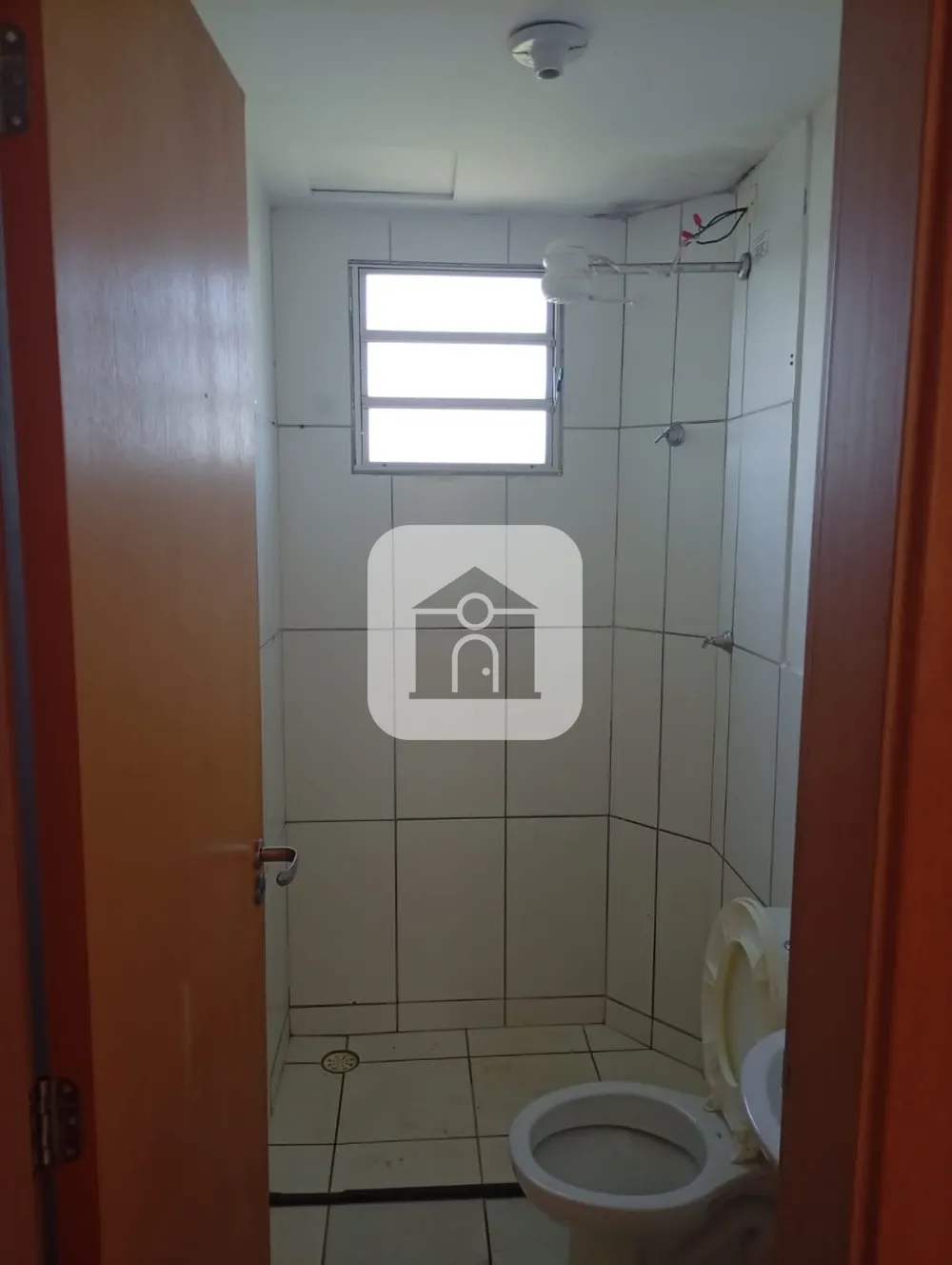 Comprar Apartamento / Padr&atilde;o em Uberlandia R$ 165.000,00 - Foto 6