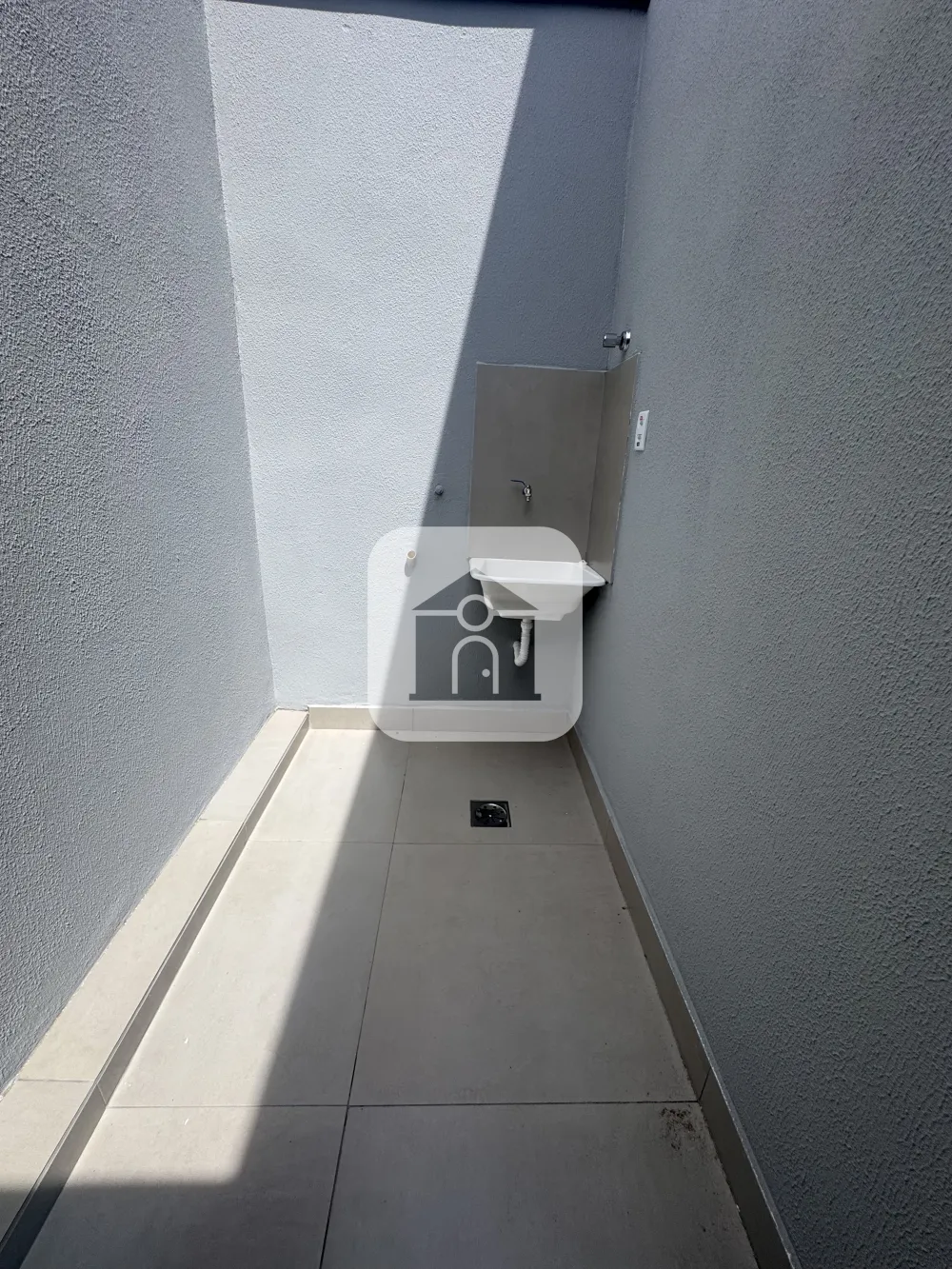 Alugar Casa / Padr&atilde;o em Uberl&acirc;ndia R$ 1.400,00 - Foto 6