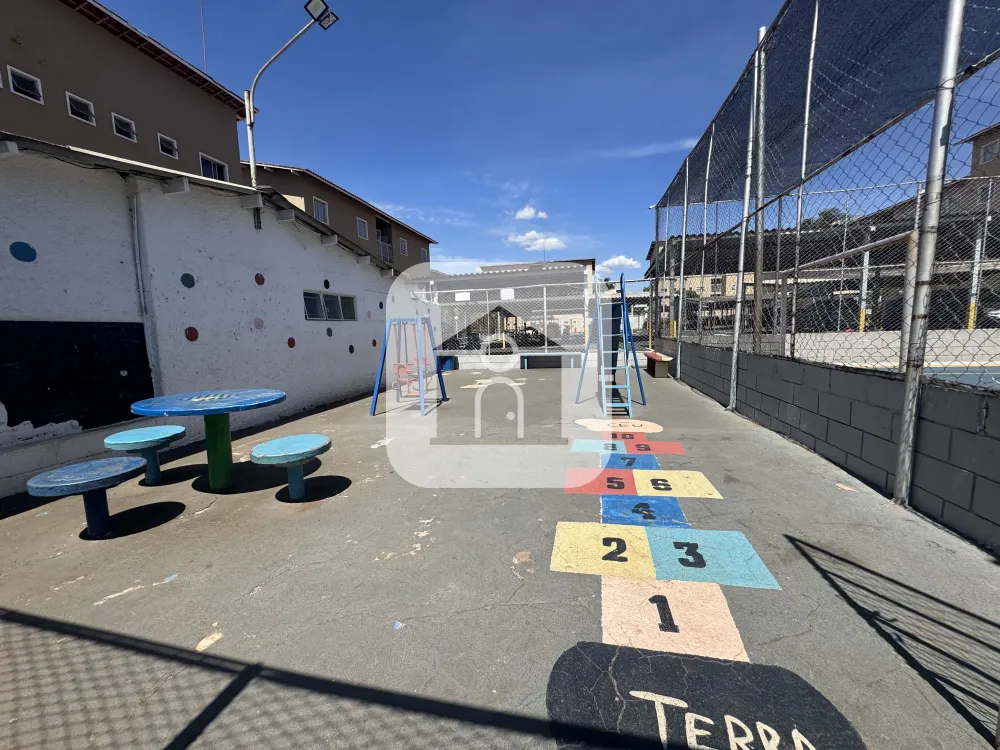 Alugar Apartamento / Padr&atilde;o em Uberlandia R$ 1.100,00 - Foto 9