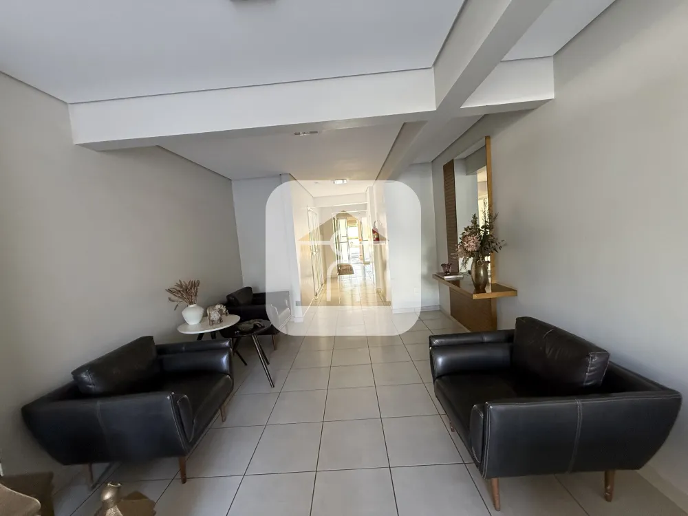 Alugar Apartamento / Padr&atilde;o em Uberl&acirc;ndia R$ 2.800,00 - Foto 2