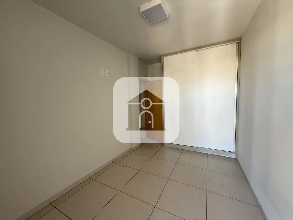 Alugar Apartamento / Padr&atilde;o em Uberl&acirc;ndia R$ 2.800,00 - Foto 9