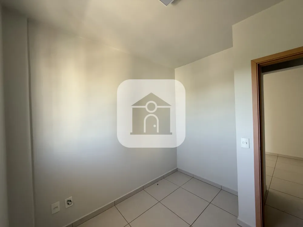 Alugar Apartamento / Padr&atilde;o em Uberl&acirc;ndia R$ 2.800,00 - Foto 11
