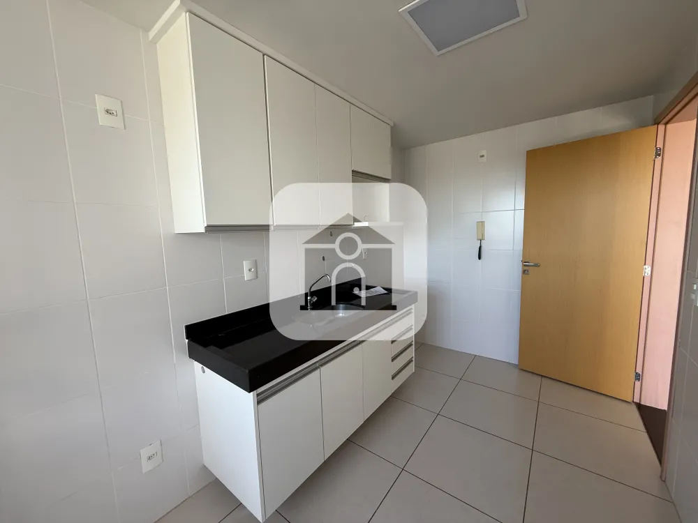 Alugar Apartamento / Padr&atilde;o em Uberl&acirc;ndia R$ 2.800,00 - Foto 7