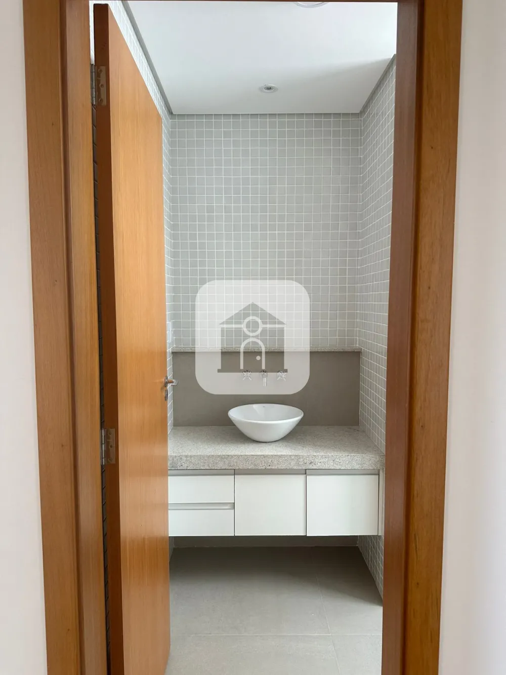 Alugar Casa / Sobrado em Uberl&acirc;ndia R$ 5.800,00 - Foto 16