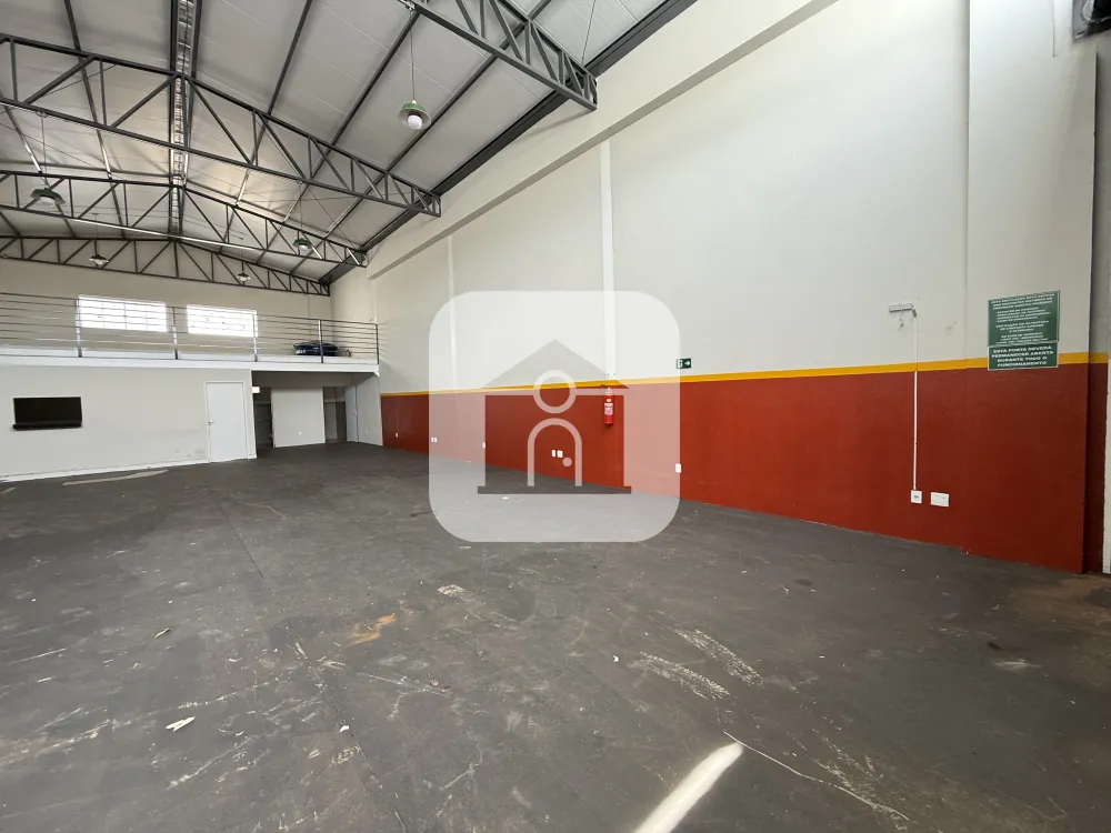 Alugar Comercial / Galp&atilde;o em Uberl&acirc;ndia R$ 7.000,00 - Foto 1