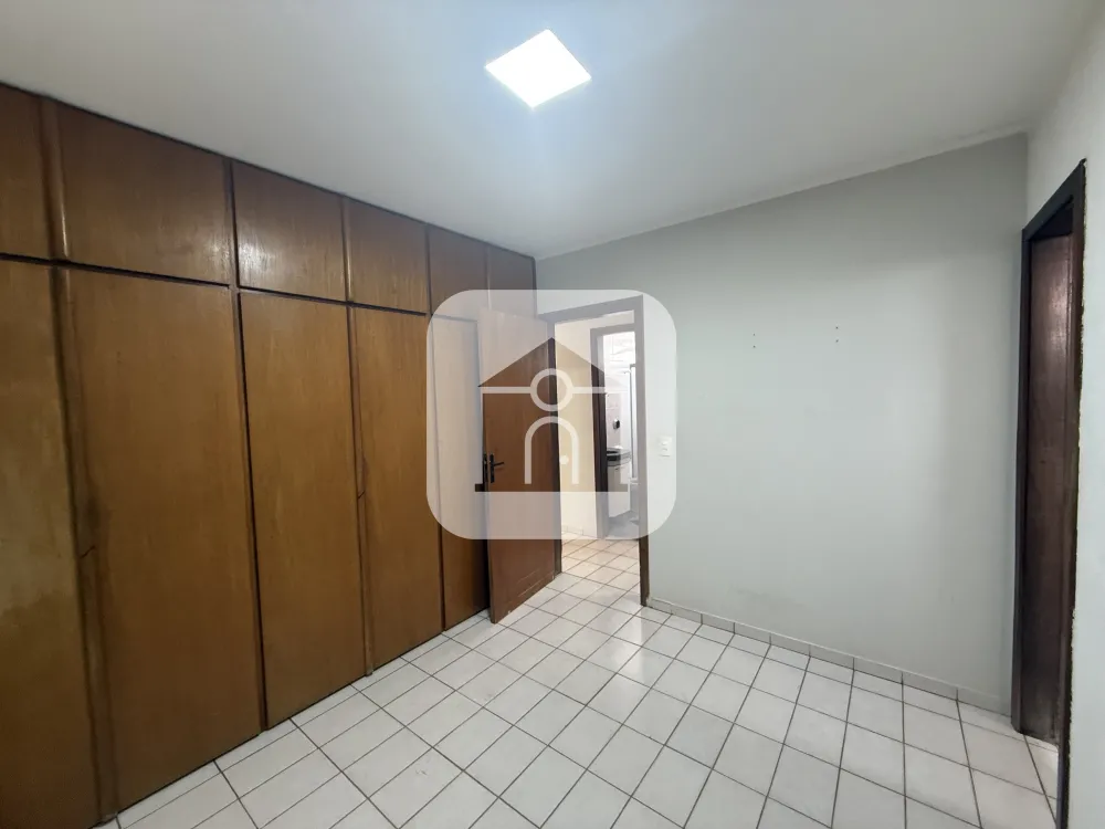 Alugar Apartamento / Padr&atilde;o em Uberl&acirc;ndia R$ 1.650,00 - Foto 6
