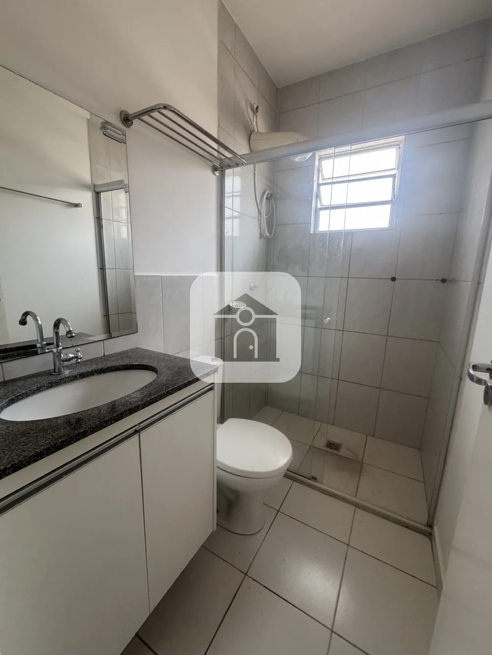 Alugar Casa / Condom&iacute;nio ou Loteamento Fechado em Uberl&acirc;ndia R$ 3.900,00 - Foto 10