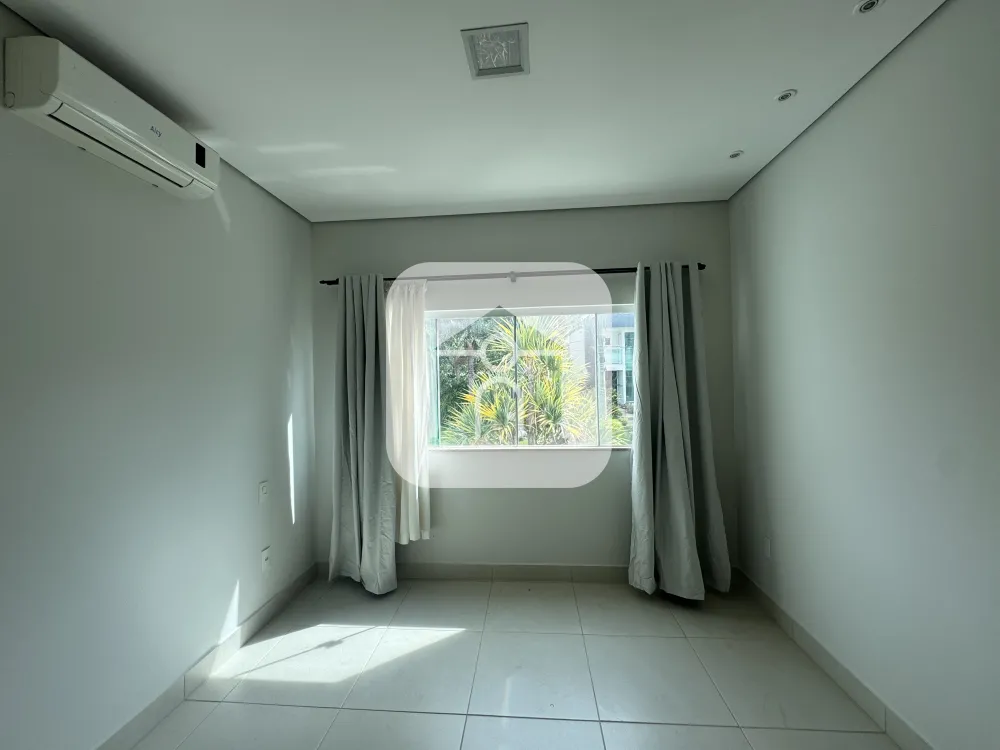 Alugar Casa / Condom&iacute;nio ou Loteamento Fechado em Uberlandia R$ 12.000,00 - Foto 6