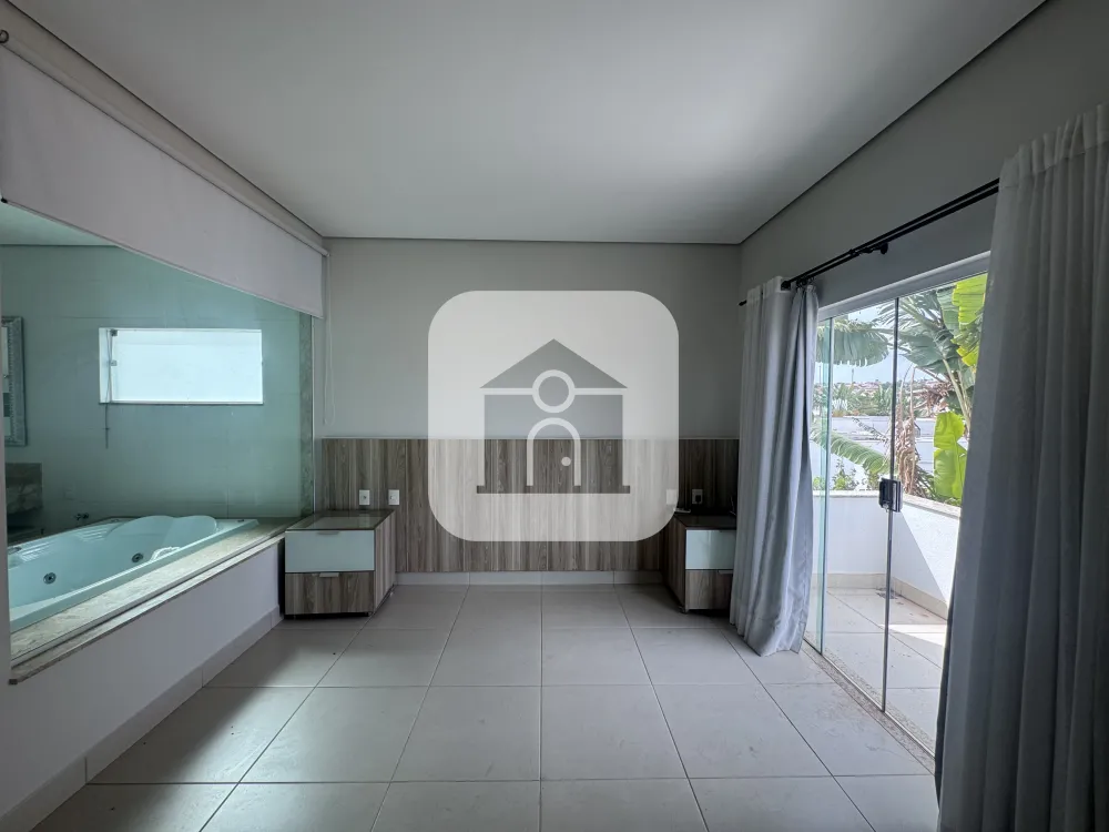 Alugar Casa / Condom&iacute;nio ou Loteamento Fechado em Uberlandia R$ 12.000,00 - Foto 10