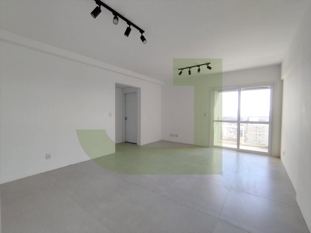 Alugar Apartamento / Padr&atilde;o em S&atilde;o Leopoldo R$ 2.800,00 - Foto 1