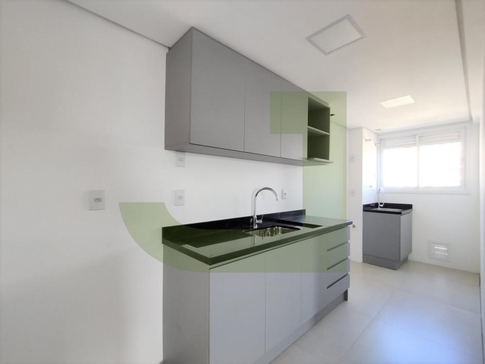 Alugar Apartamento / Padr&atilde;o em S&atilde;o Leopoldo R$ 2.800,00 - Foto 8