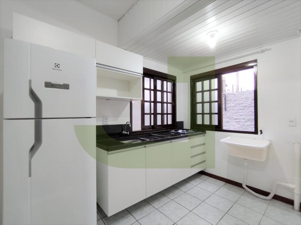 Alugar Apartamento / Padr&atilde;o em S&atilde;o Leopoldo R$ 1.190,00 - Foto 7