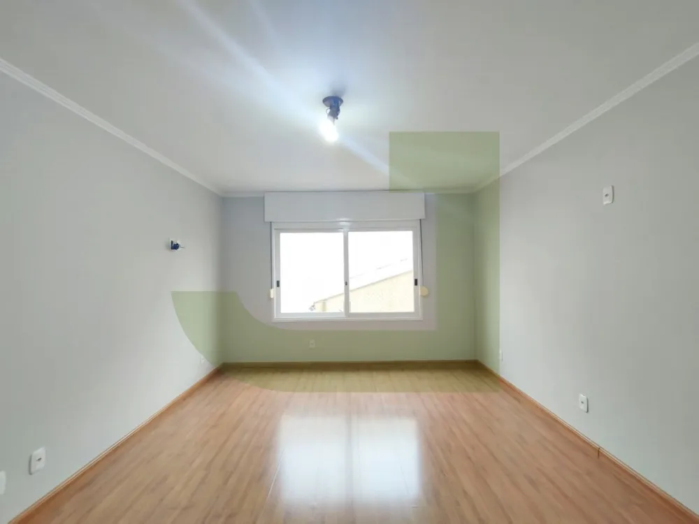 Alugar Apartamento / Padr&atilde;o em S&atilde;o Leopoldo R$ 1.800,00 - Foto 1
