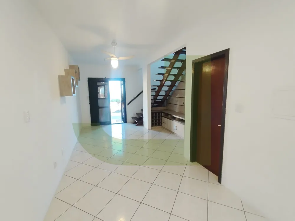 Alugar Casa / Condom&iacute;nio em S&atilde;o Leopoldo R$ 2.560,00 - Foto 5