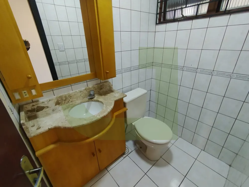 Alugar Casa / Condom&iacute;nio em S&atilde;o Leopoldo R$ 2.560,00 - Foto 8