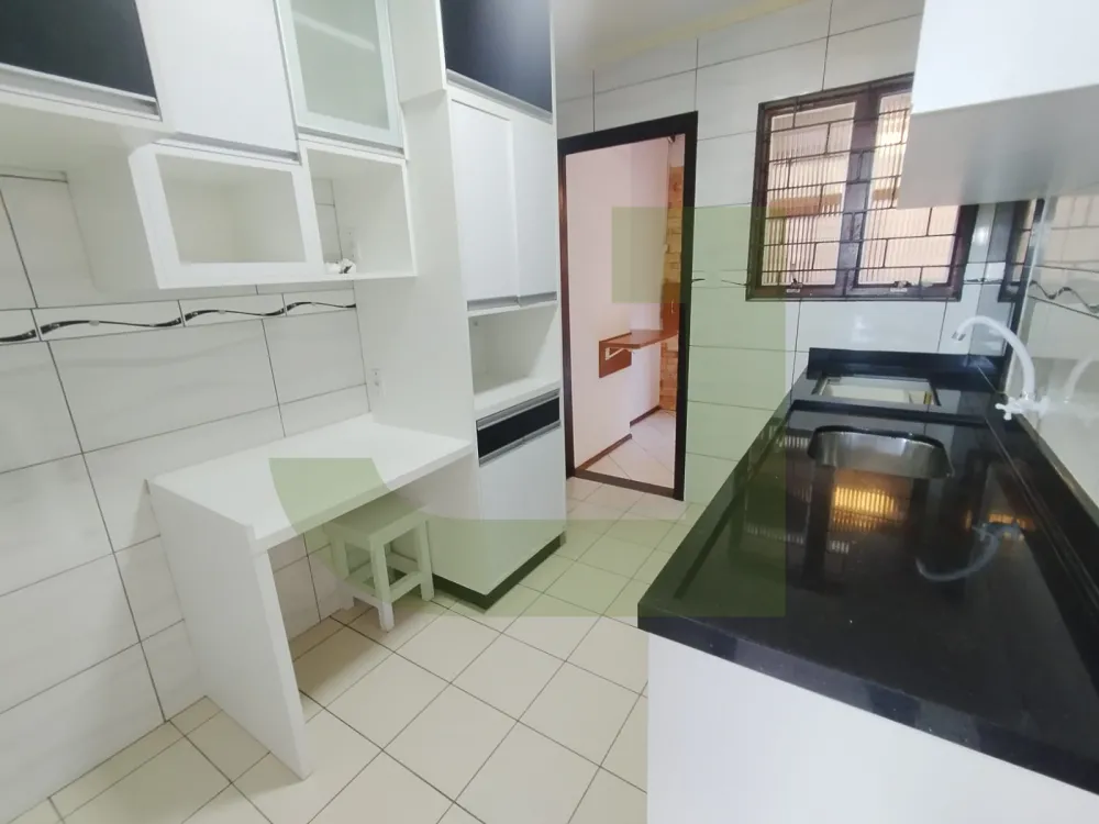 Alugar Casa / Condom&iacute;nio em S&atilde;o Leopoldo R$ 2.560,00 - Foto 11