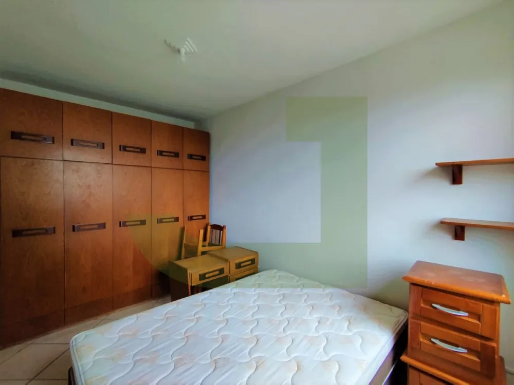 Alugar Apartamento / Padr&atilde;o em S&atilde;o Leopoldo R$ 1.400,00 - Foto 4