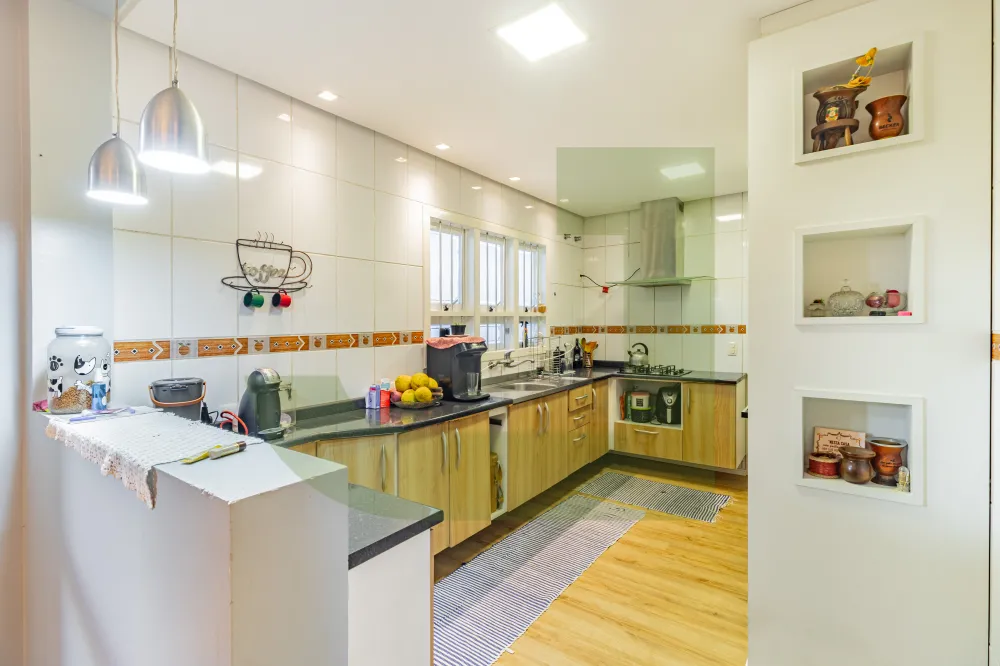 Alugar Casa / Residencial em S&atilde;o Leopoldo R$ 6.900,00 - Foto 6