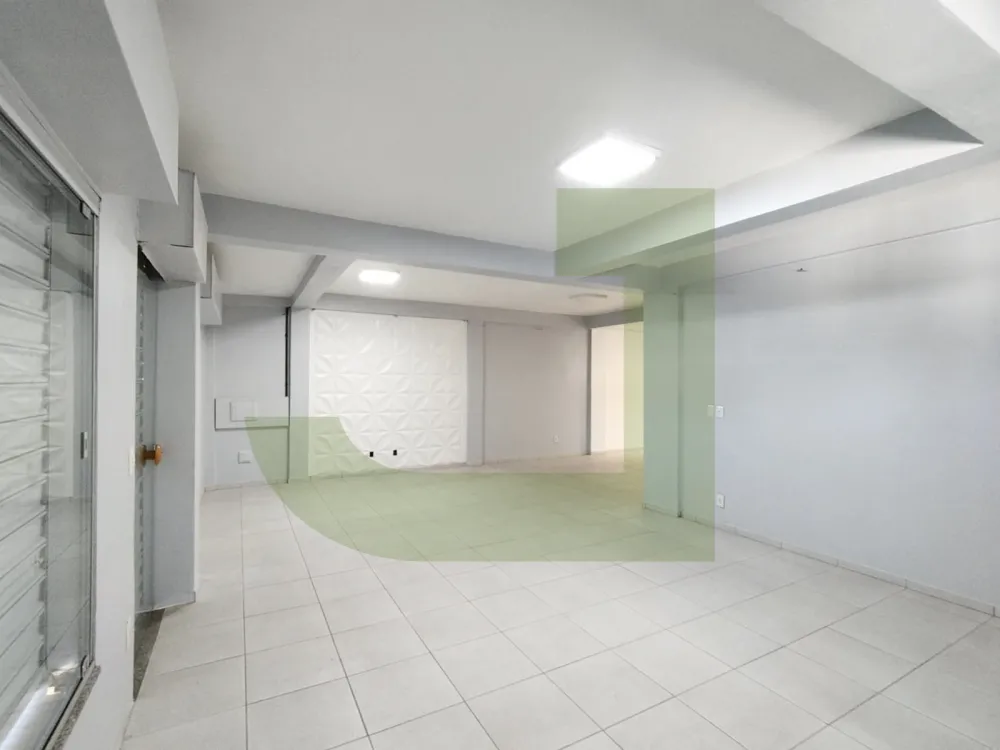 Alugar Comercial / Loja em S&atilde;o Leopoldo R$ 2.800,00 - Foto 9