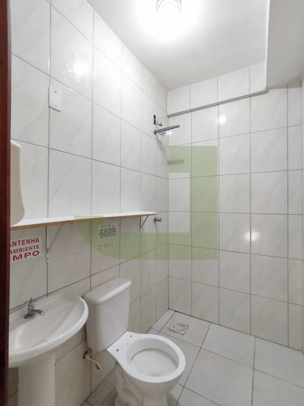 Alugar Comercial / Loja em S&atilde;o Leopoldo R$ 2.800,00 - Foto 11