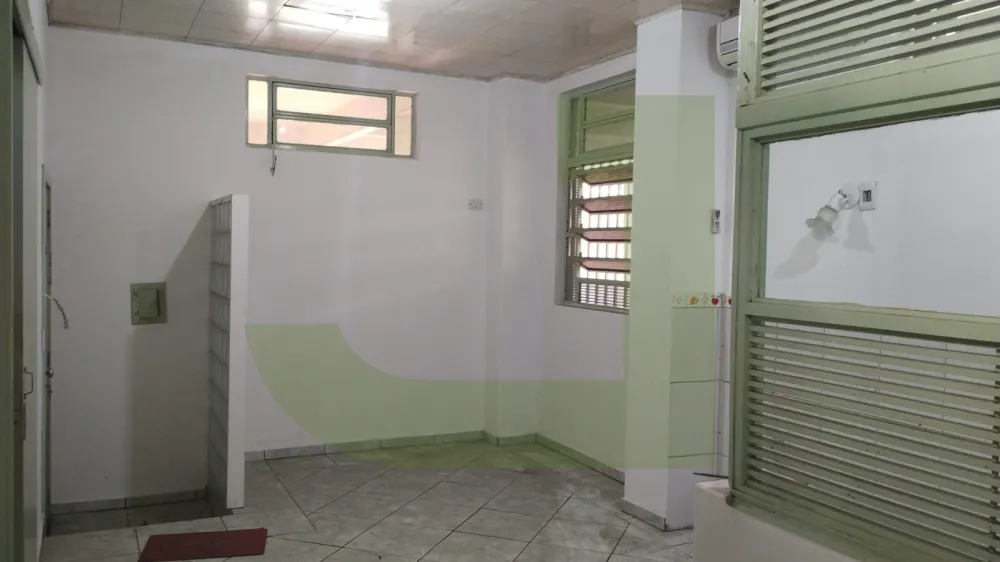 Comprar Apartamento / Quitinete em S&atilde;o Leopoldo R$ 85.000,00 - Foto 1