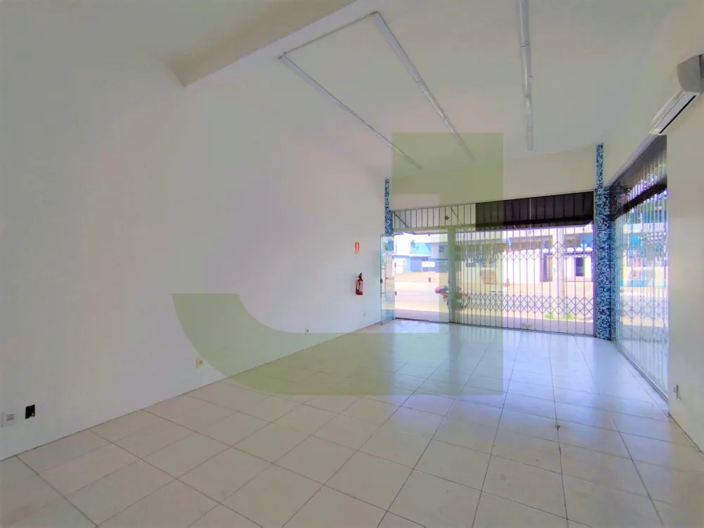 Alugar Comercial / Loja em S&atilde;o Leopoldo R$ 1.500,00 - Foto 3