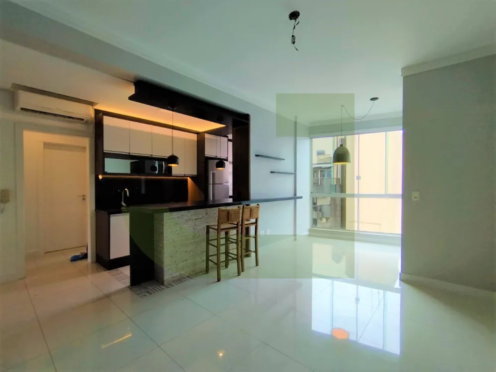 Alugar Apartamento / Padr&atilde;o em S&atilde;o Leopoldo R$ 2.800,00 - Foto 1