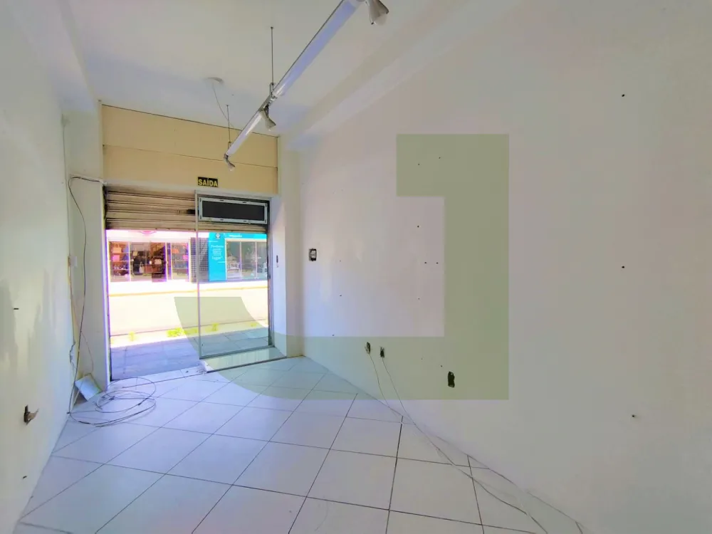 Alugar Comercial / Loja em S&atilde;o Leopoldo R$ 1.100,00 - Foto 4