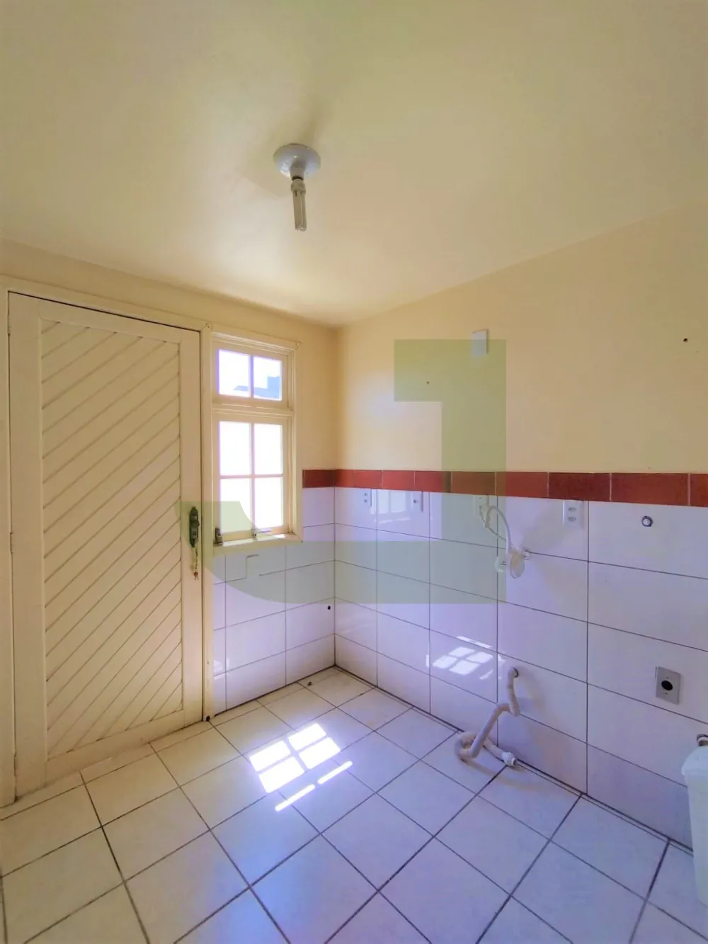 Alugar Apartamento / Padr&atilde;o em S&atilde;o Leopoldo R$ 1.000,00 - Foto 6