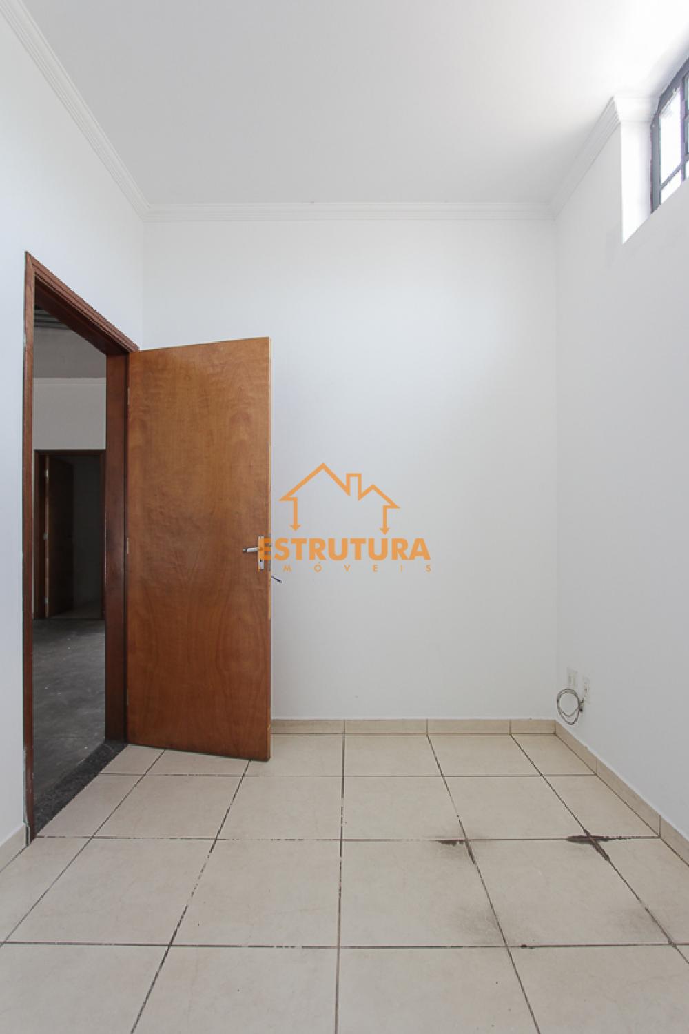 Alugar Comercial / Barrac&atilde;o em Rio Claro R$ 5.000,00 - Foto 5