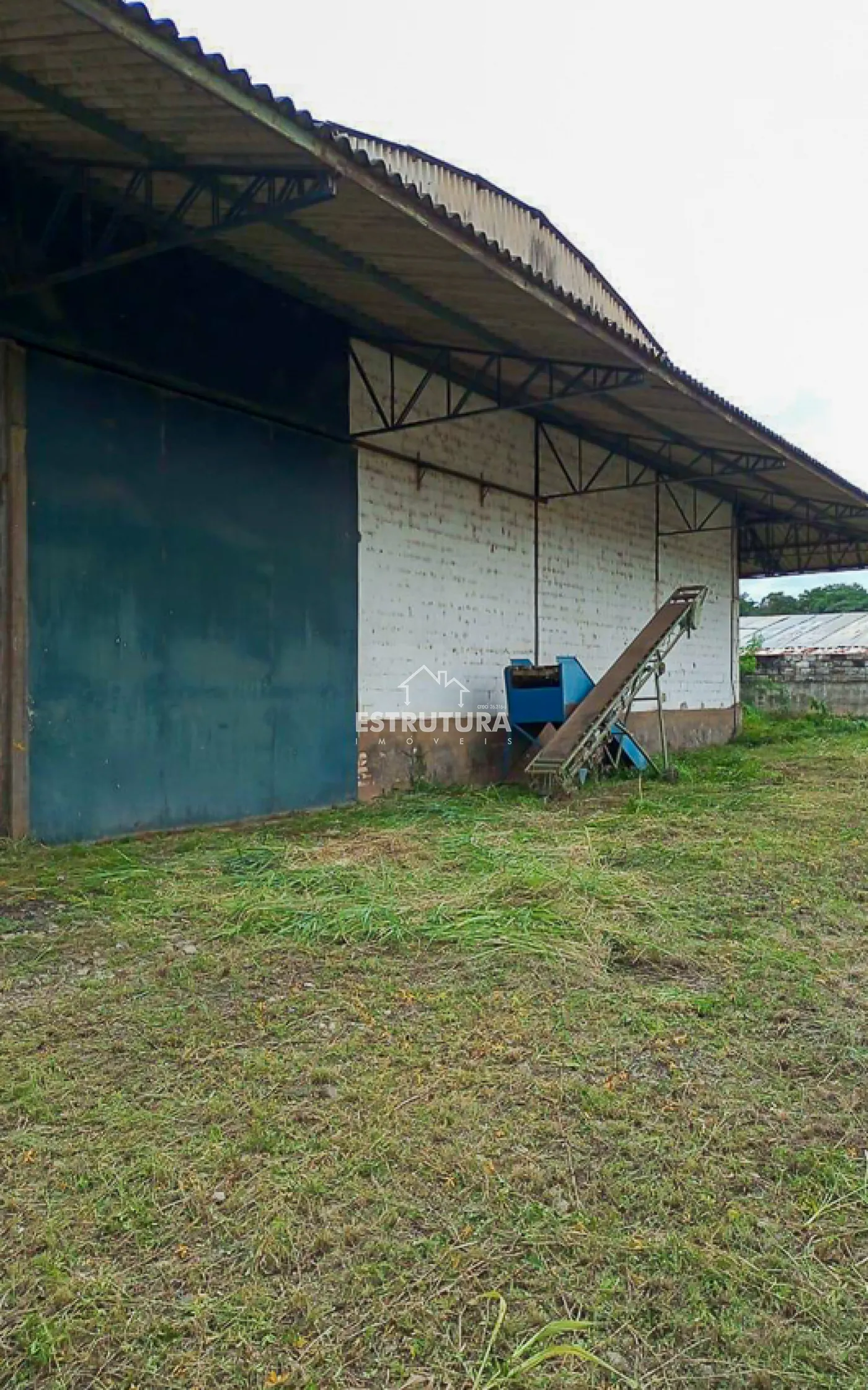 Alugar Comercial / Barrac&atilde;o em Corumbata&iacute; R$ 12.000,00 - Foto 2