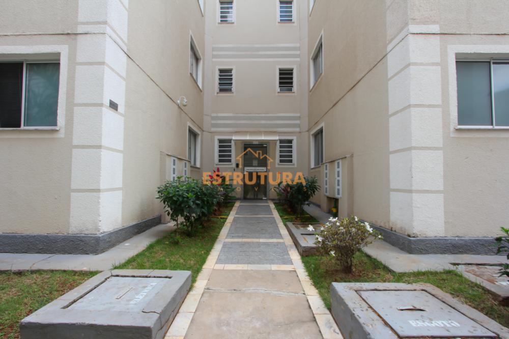 Alugar Apartamento / Padr&atilde;o em Rio Claro R$ 1.200,00 - Foto 15